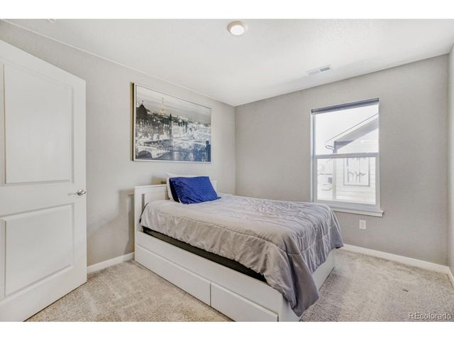 333 N 64th Ave, Greeley, CO 80634