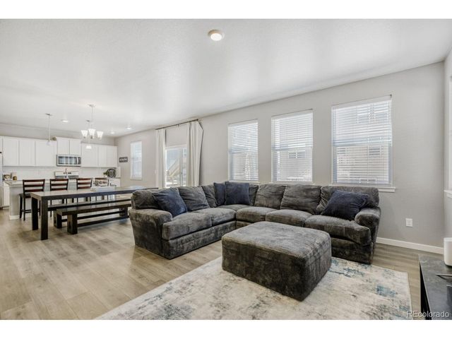 333 N 64th Ave, Greeley, CO 80634