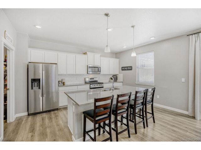 333 N 64th Ave, Greeley, CO 80634