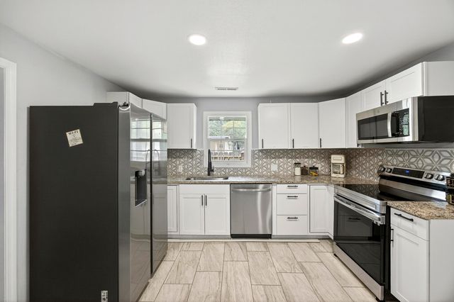 4317&4319 Davison Road, Ravenel, SC 29470