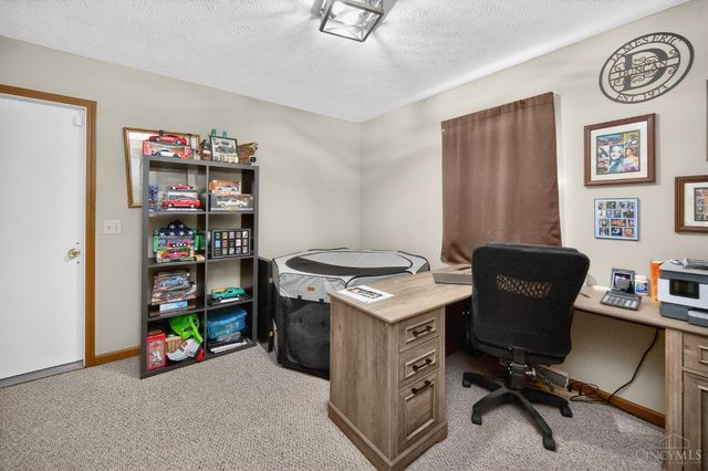 5860 Newtonsville Hutchinson Rd, Wayne Twp, OH 45103