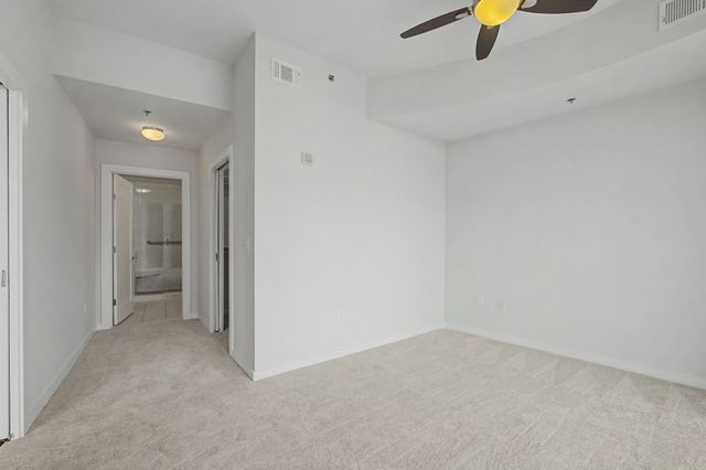 900 20th Ave S Apt 1615, Nashville, TN 37212
