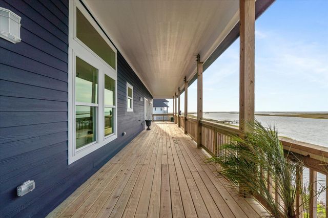 3815 Mitote Drive, Galveston, TX 77554
