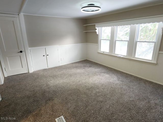 4601 E Sprague Road, Independence, OH 44131