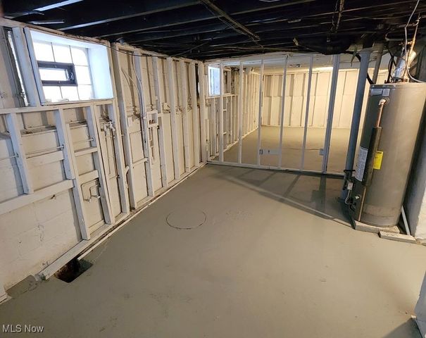 4601 E Sprague Road, Independence, OH 44131