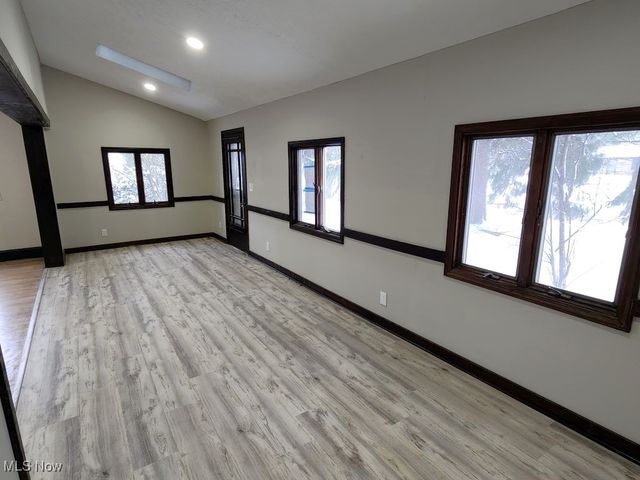 4601 E Sprague Road, Independence, OH 44131