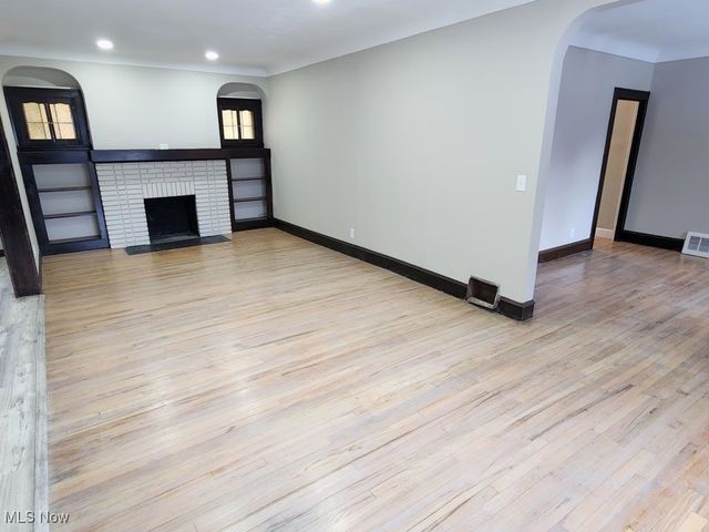 4601 E Sprague Road, Independence, OH 44131