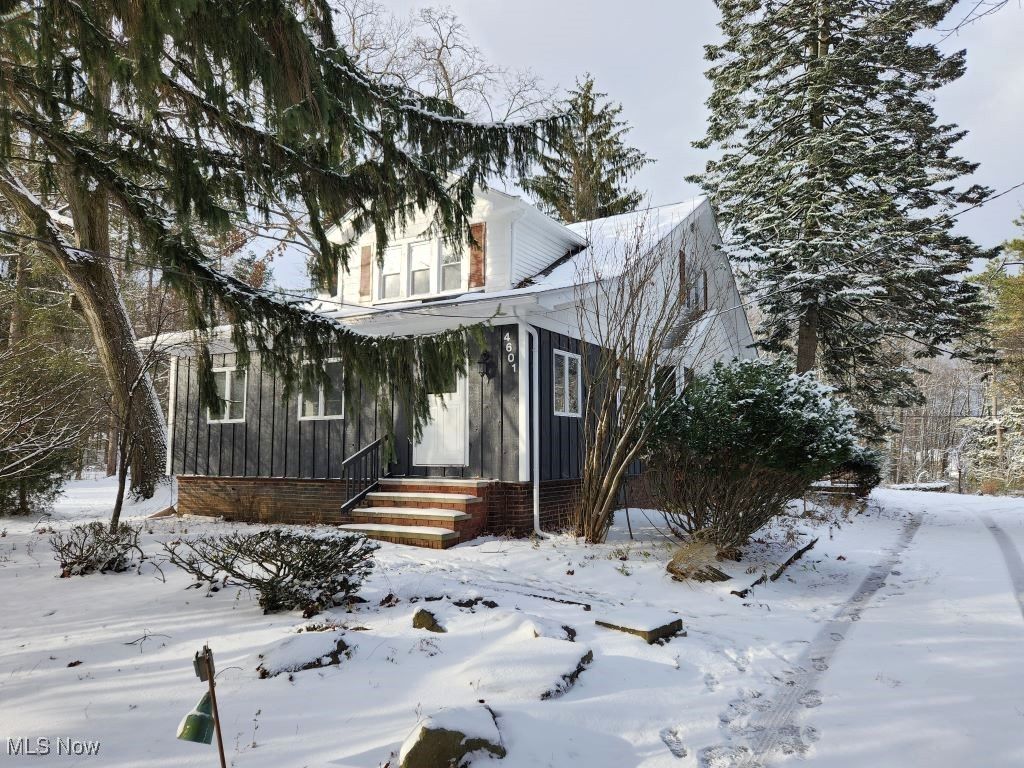 4601 E Sprague Road, Independence, OH 44131