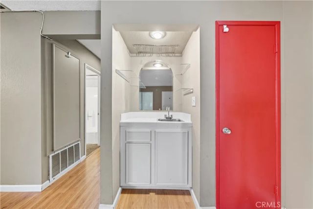 1000 Central 8, Riverside, CA 92507