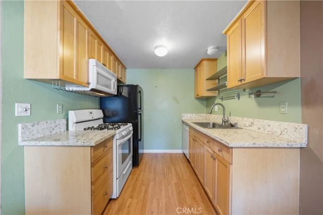 1000 Central 8, Riverside, CA 92507