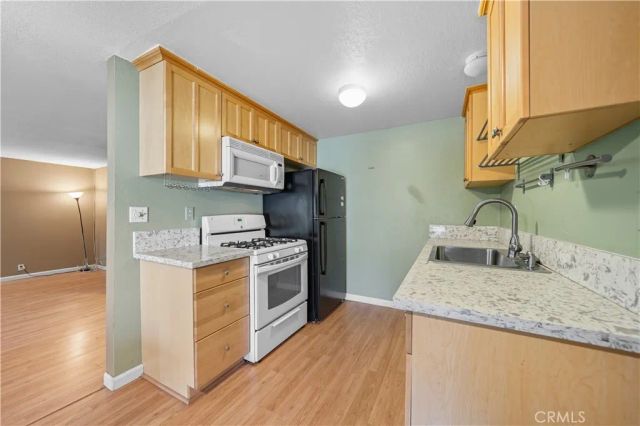 1000 Central 8, Riverside, CA 92507