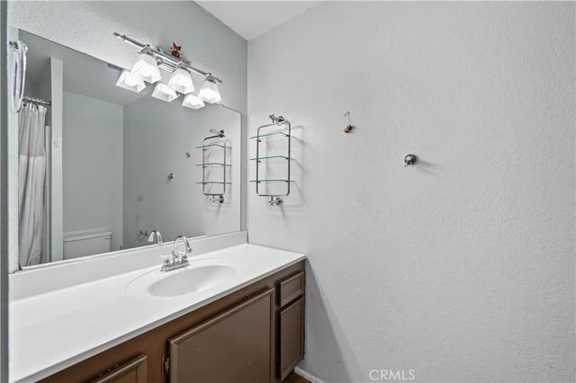 1000 Central 8, Riverside, CA 92507