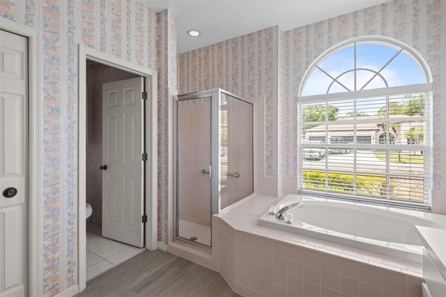 18543 BITTERN AVENUE, Lutz, FL 33558