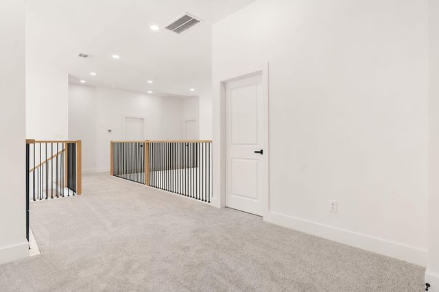 311 Mcdaniel Dr, Magnolia, TX 77354