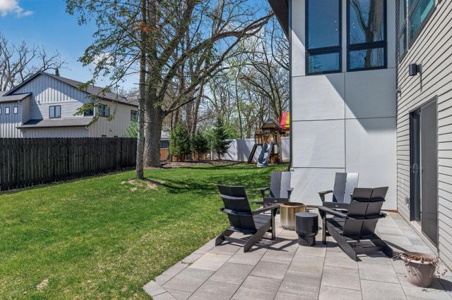 92 Birch Street, Mahtomedi, MN 55115
