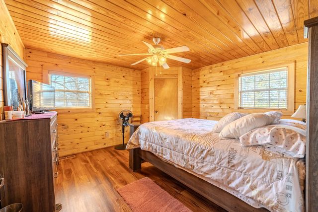 230 SILVER WATER LN, Counce, TN 38326