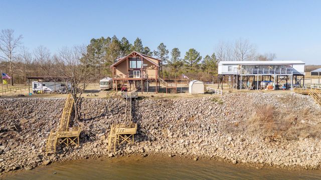 230 SILVER WATER LN, Counce, TN 38326