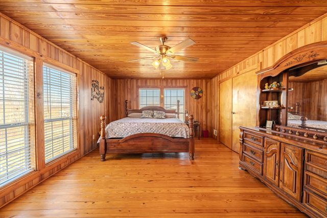 230 SILVER WATER LN, Counce, TN 38326