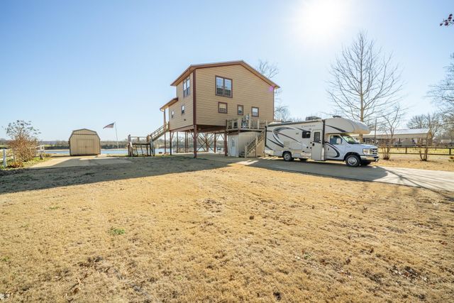 230 SILVER WATER LN, Counce, TN 38326