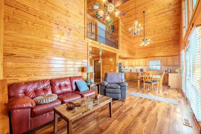 230 SILVER WATER LN, Counce, TN 38326