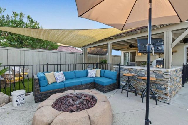 9165 Les Road, Santee, CA 92071