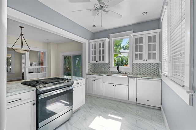 706 HILLCREST STREET, Orlando, FL 32803