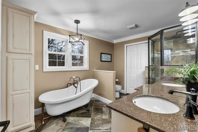 15676 State Highway Ad, Dexter, MO 63841