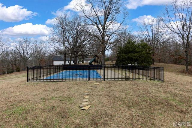 15676 State Highway Ad, Dexter, MO 63841