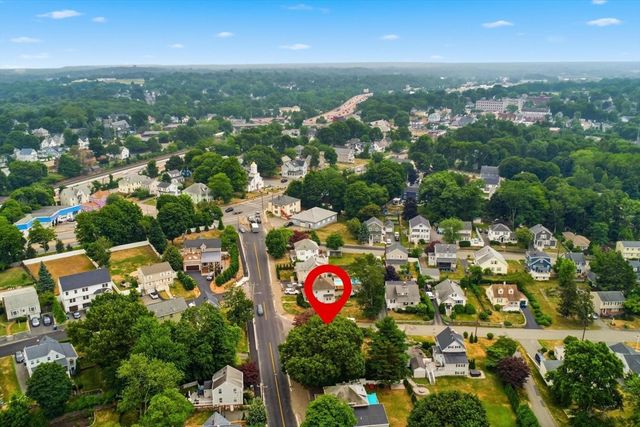 34 Common St, Braintree, MA 02184