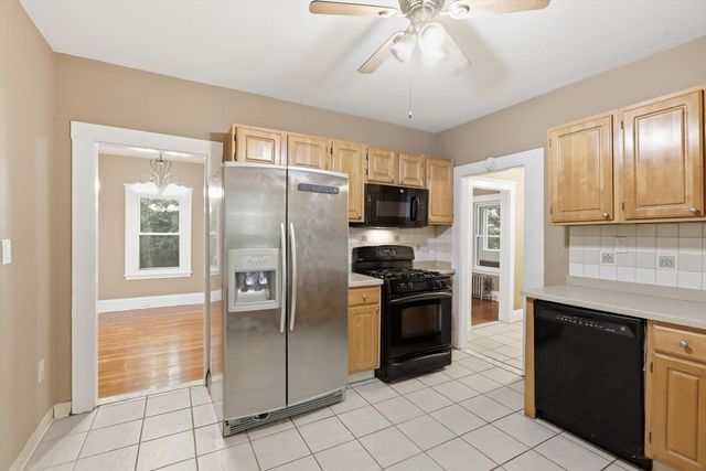 34 Common St, Braintree, MA 02184