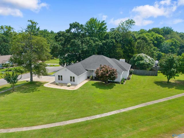 306 Golden Russet Circle, Harvest, AL 35749