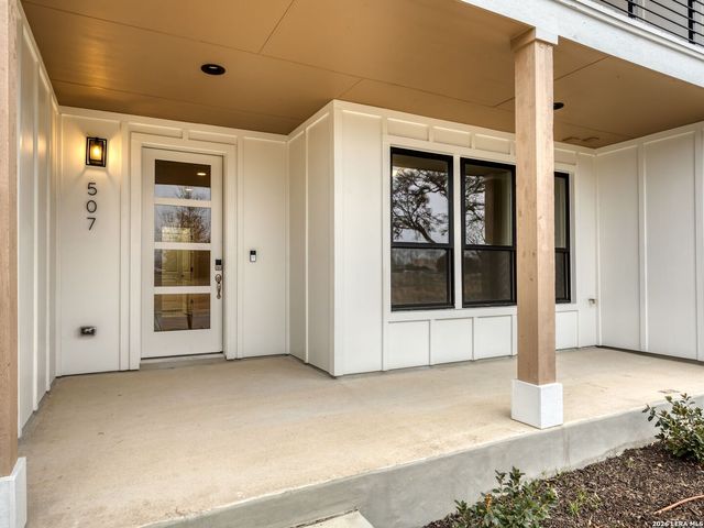 413 MCMILLAN PL, San Antonio, TX 78210