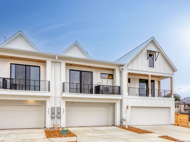 413 MCMILLAN PL, San Antonio, TX 78210