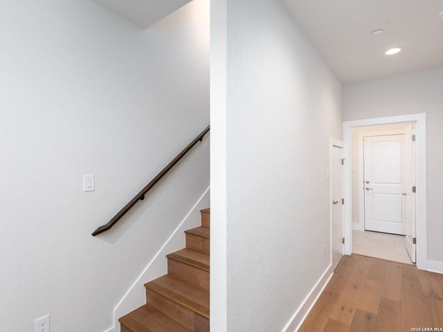 413 MCMILLAN PL, San Antonio, TX 78210