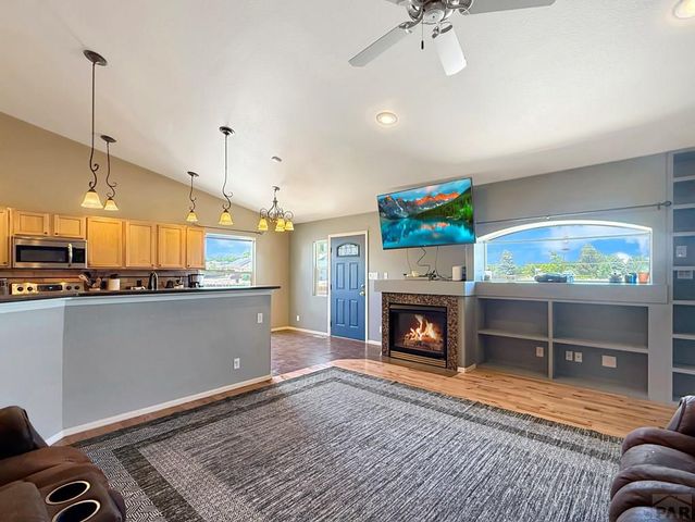 3315 Bighorn Ct, Pueblo, CO 81005