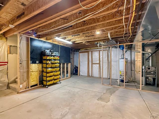 3315 Bighorn Ct, Pueblo, CO 81005