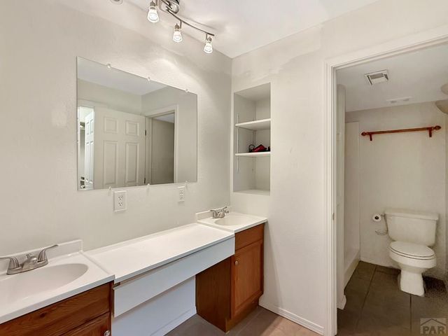 3315 Bighorn Ct, Pueblo, CO 81005