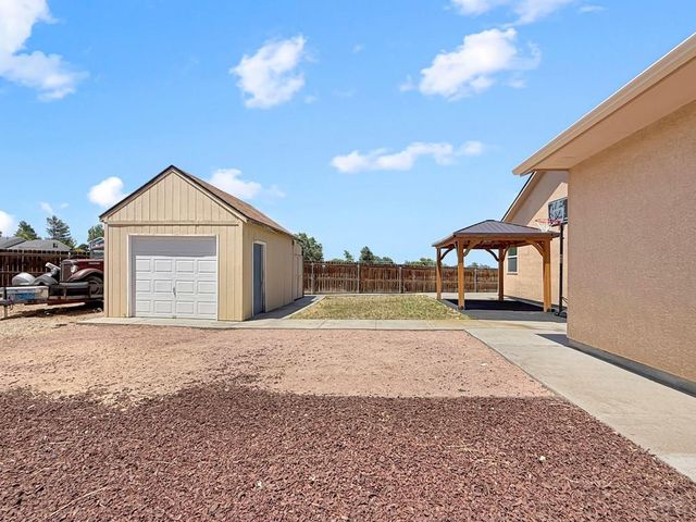 3315 Bighorn Ct, Pueblo, CO 81005