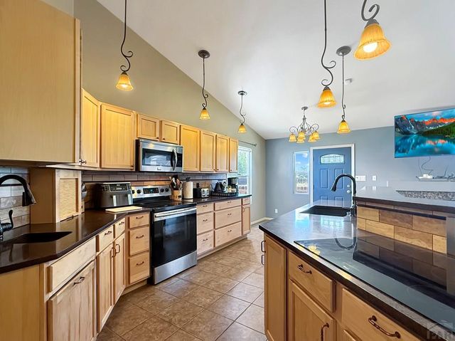3315 Bighorn Ct, Pueblo, CO 81005