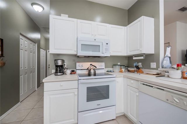 1518 RED OAK LANE, Port Charlotte, FL 33948