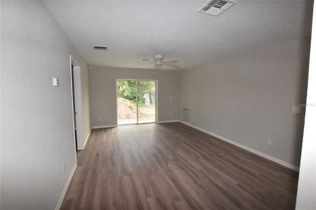 925 E MCDONALD AVENUE, Eustis, FL 32726