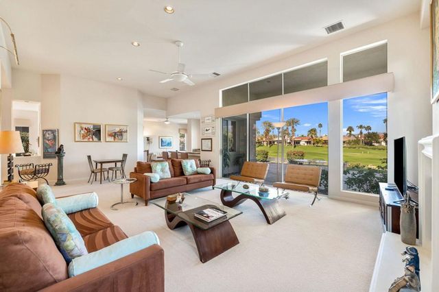 405 White Horse Trail, Palm Desert, CA 92211