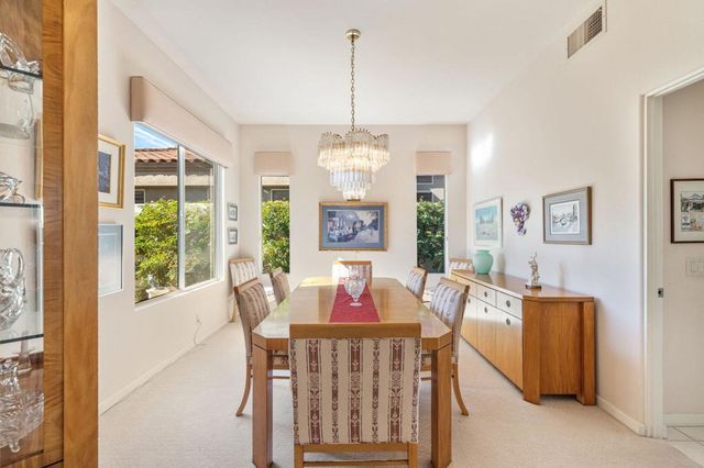 405 White Horse Trail, Palm Desert, CA 92211