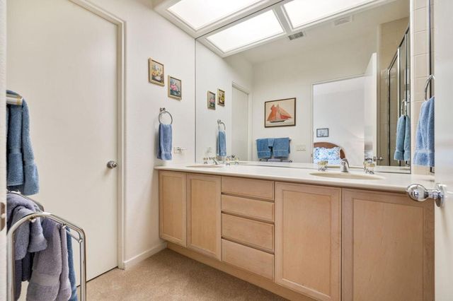 405 White Horse Trail, Palm Desert, CA 92211