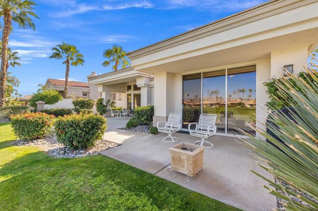 405 White Horse Trail, Palm Desert, CA 92211