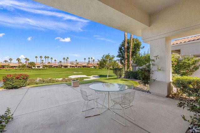 405 White Horse Trail, Palm Desert, CA 92211