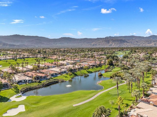 405 White Horse Trail, Palm Desert, CA 92211