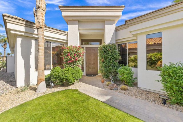 405 White Horse Trail, Palm Desert, CA 92211