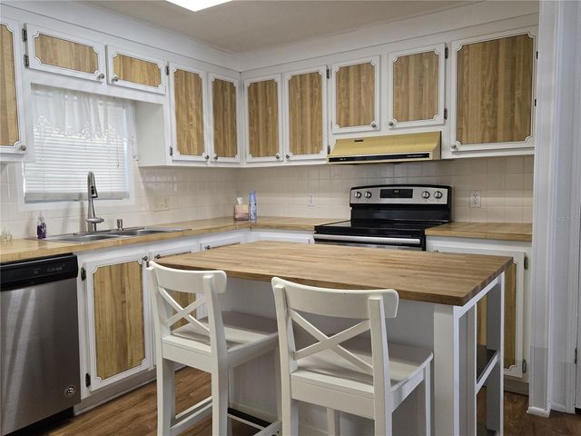 3500 BLOSSOM CIRCLE GE, Zellwood, FL 32798