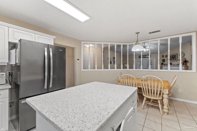 5219 Chumuckla Hwy, Pace, FL 32571